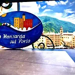 Vendégház La Mansarda Sul Porto 4*
